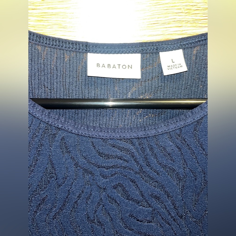 Aritzia - Babaton bodysuit L